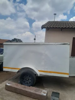 Mobile kitchen for sale no papers 10k