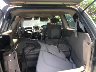 Kia Sedona Ex body for sale