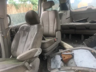 Kia Sedona Ex body for sale