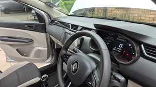 2 x Renault Triber Extended Cab 2024 and 2025 model for sale in Durban  R130000 call 0717584458