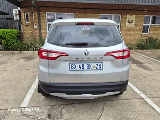 2 x Renault Triber Extended Cab 2024 and 2025 model for sale in Durban  R130000 call 0717584458