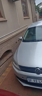 Neat 2012  Automatic Volkswagen Jetta Sedan for sale in Durban R95000 Neg. 0717584458