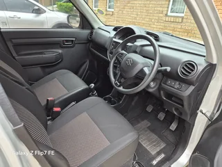 Almost new 2025  Suzuki S-presso for sale in  Dbn R125000  Car is in mint  condition call 0717584458