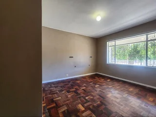 Flat in 21 annerly terrace central Port Elizabeth