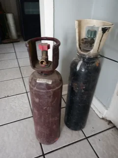 2 x AFROX PORTA PACK CYLINDERS