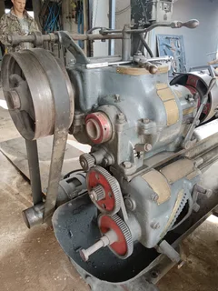 Lathe  220v.   Denham&#39;s. Engineering co industrial steel lathe