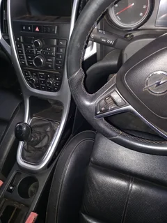 2015 Opel Astra Hatchback