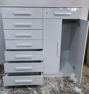 Chest of Drawer for sale