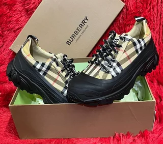 Burberry Arthur LF Arthur L Story 105 Sneakers
