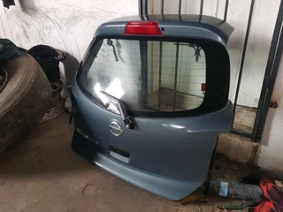 2018 Nissan Micra complete tailgate with glass for sale