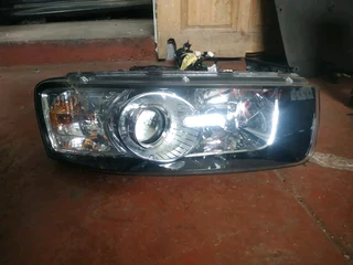 2014 Onwards Chevrolet Captiva Right headlight for sale
