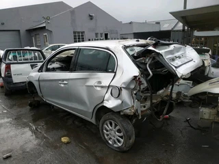 2015 Honda Brio Hatchback Manual transmission Stripping