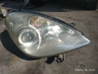 Mercedes Benz SLK 350 Xenon headlight / head lamp