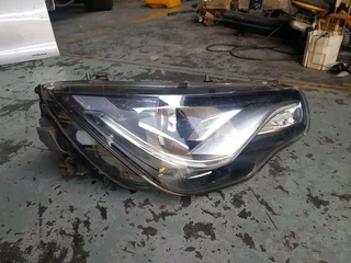 Audi A1 Xenon headlight / Head Lamp