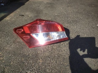 2018 onwards toyota yaris left outer tail light / back light