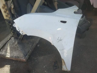 Hyundai ix35 / ix 35 left fender for sale