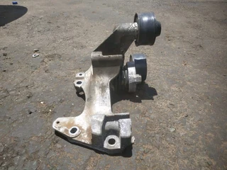 Renault Clio 4 belt tensioner for sale
