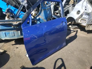 2012 Suzuki Swift left front door shell for sale