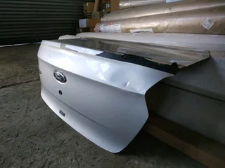 Ford Figo Sedan bootlid / boot lid shell for sale