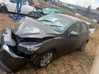 2022 Mazda 2 SKYACTIV-G PE Manual transmission Stripping for spares