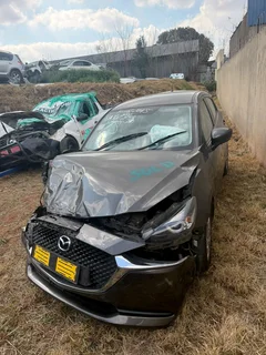 2022 Mazda 2 SKYACTIV-G PE Manual transmission Stripping for spares