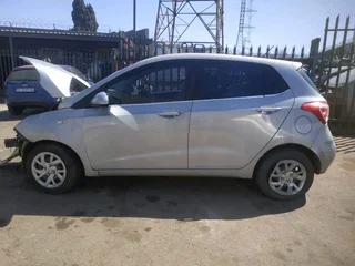 2019 Hyundai i10 grand G3LA Manual transmission Stripping for spares