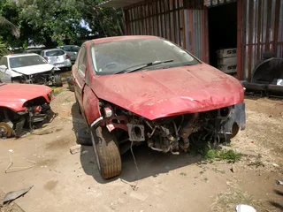 2016 Ford Focus EcoBoost 1.0 Manual transmission Stripping for spares