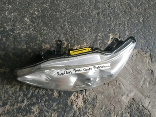 2013 Toyota Corolla Prestige left headlight for sale