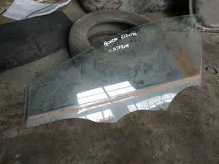 2016 Onwards Hyundai Elantra left front window glass for sale