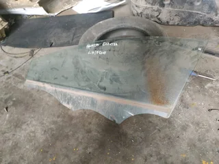 2016 Onwards Hyundai Elantra left front window glass for sale