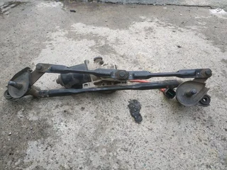 2010 Onwards Hyundai i20 Wiper motor mechanism for sale