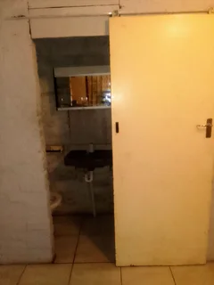 Bachelor pad on seperate entrance