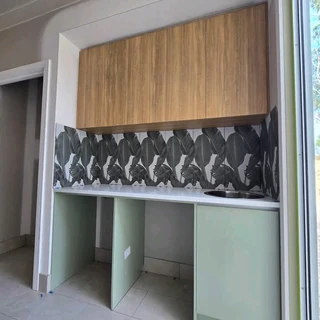 I'm looking for carpentry work 0622703548