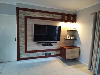 I&#39;m looking for Carpentry work