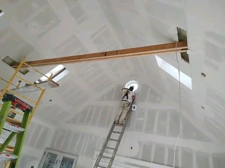 Any one who need a carpenter i&#39;m available