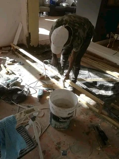 Any one who need a carpenter I&#39;m available