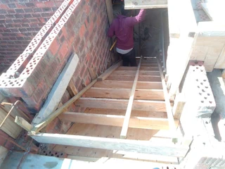 Any one who need a carpenter I&#39;m available