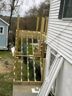 Any one who need a carpenter I&#39;m available