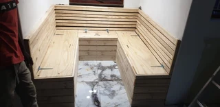 Any one who need a carpenter I&#39;m available