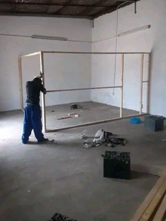 Any one who need a carpenter I&#39;m available