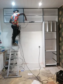 Any one who need a carpenter i&#96;m available