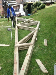 im looking for carpentry job