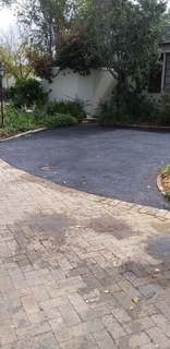 Tar Surfacing and Driveways