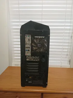 Full Gaming Setup - Plug In &amp; Play - R8,500 (Negotiable)