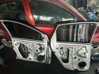 VW polo vivo, polo 6,polo TSI left front and back door