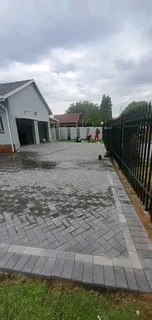 PAVING GUY R60 per square 0813664446