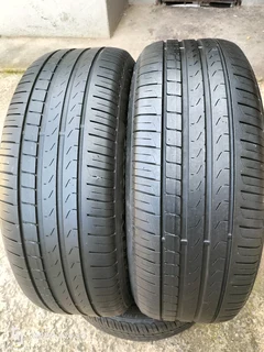 2x 235/55/19 Pirelli Cinturato P7 Runflat