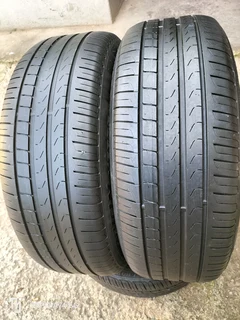 2x 235/55/19 Pirelli Cinturato P7 Runflat
