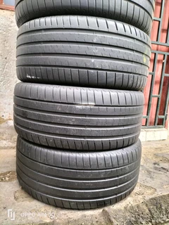 Set 4x 285/40/22 Bridgestone Potenza sport