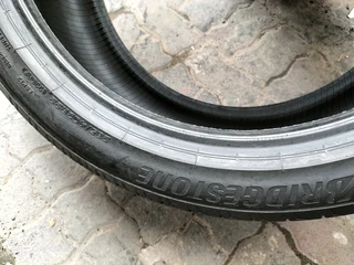Set 4x 285/40/22 Bridgestone Potenza sport